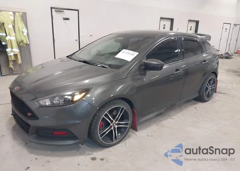 2016 Ford Focus St from USA, damaged, VIN 1FADP3L99GL295476